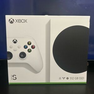 White Series S Console with Minimalist Design